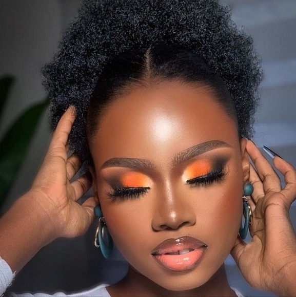 MAC Flame Boyant Eyeshadow Palette Art Library (From Bold To Neutral) - Picture 5 of 16